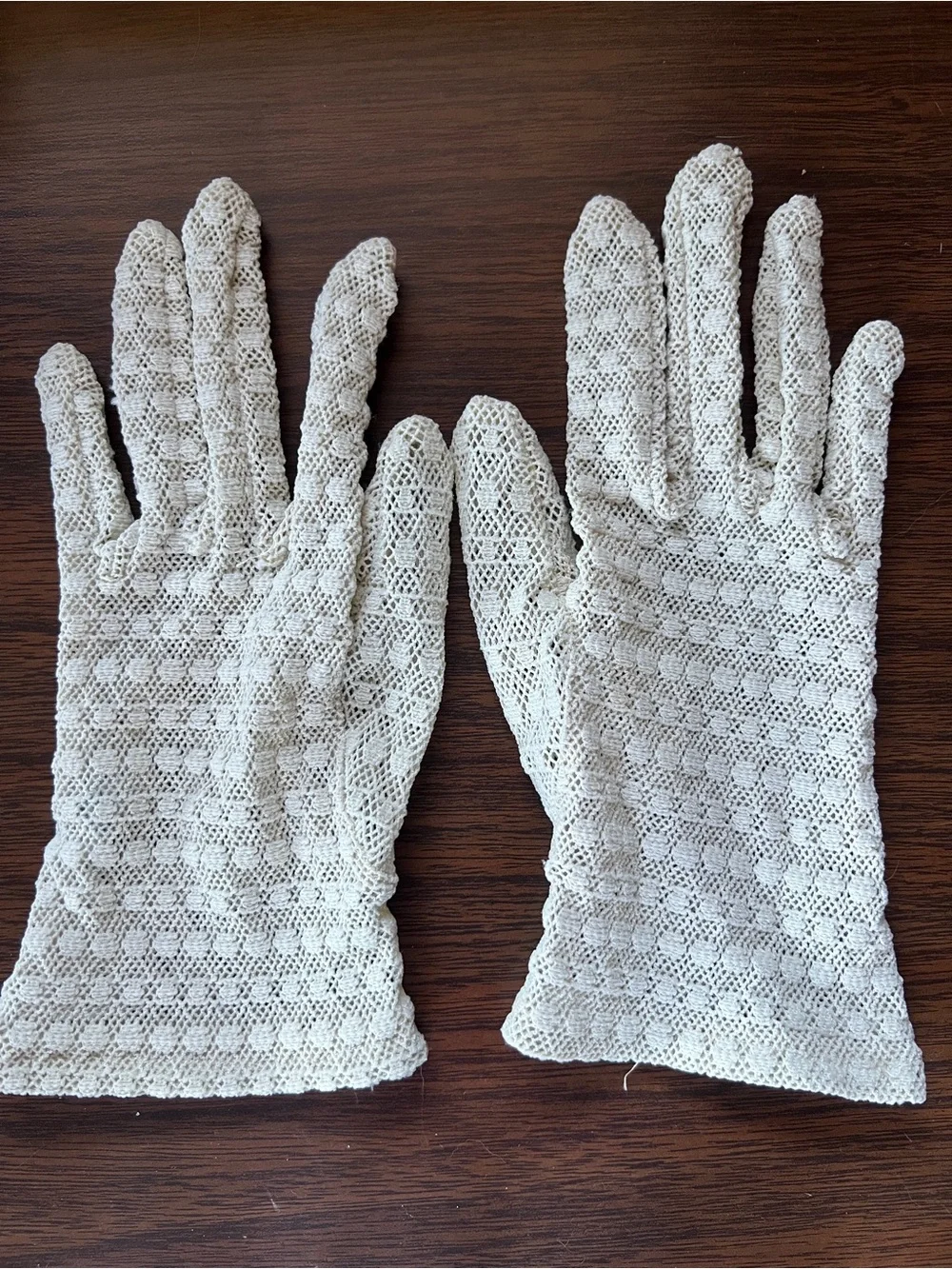 Vintage Mid-century Nylon Lace Stretch Gloves - Made in Japan - One Size